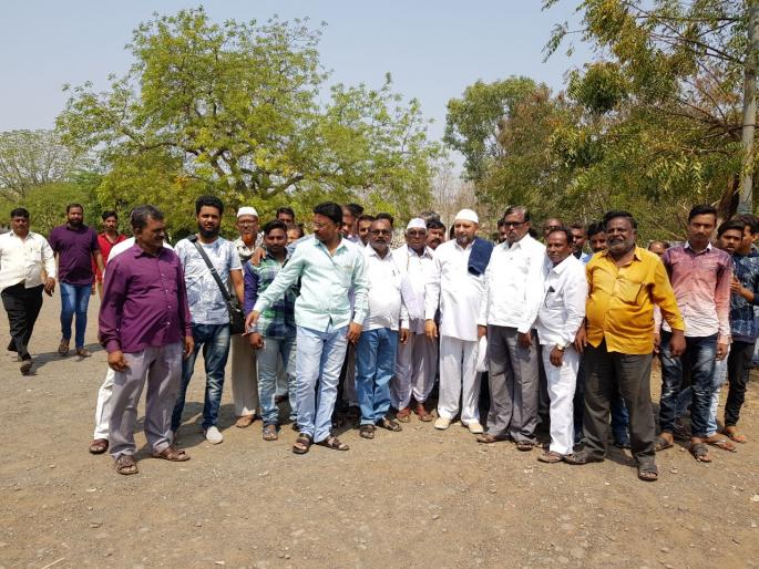 Protest in Karanja against Russias air strikes in Syria! | सिरियात रशियाने केलेल्या हवाई हल्ल्याचा कारंजा येथे निषेध !
