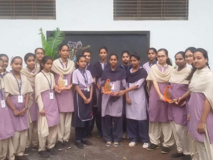 karanza's team's outstanding performance in the school sports competition | शालेय क्रीडा स्पर्धेत कारंजाच्या संघाची उत्कृष्ट कामगिरी karanza's team's outstanding performance in the school sports competition | शालेय क्रीडा स्पर्धेत कारंजाच्या संघाची उत्कृष्ट कामगिरी