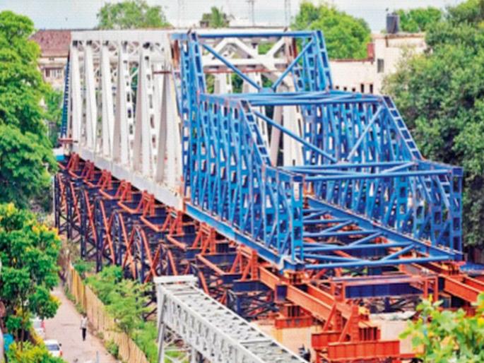 Efforts to bring Karnak Bridge into service by June 5; Review by Additional Municipal Commissioner | कर्नाक पूल ५ जूनपर्यंत सेवेत आणण्याचे प्रयत्न; अतिरिक्त पालिका आयुक्तांकडून आढावा 