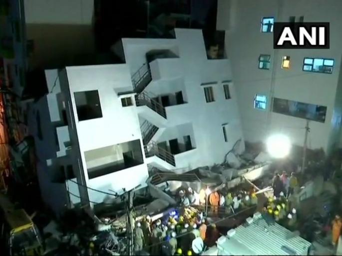 Karnataka: An under construction building collapses in Bengaluru's Thyagarajanagar area | कर्नाटकात इमारत कोसळली, ढिगा-याखाली अनेक जण अडकल्याची भीती Karnataka: An under construction building collapses in Bengaluru's Thyagarajanagar area | कर्नाटकात इमारत कोसळली, ढिगा-याखाली अनेक जण अडकल्याची भीती