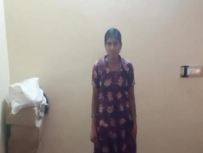 In Mysuru Karnataka, a husband kept his wife locked in a room since marriage  | पतीची क्रूरता! लग्न झाल्यापासून पत्नीला खोलीत डांबलं, शौचासाठी केला बॉक्सचा वापर In Mysuru Karnataka, a husband kept his wife locked in a room since marriage  | पतीची क्रूरता! लग्न झाल्यापासून पत्नीला खोलीत डांबलं, शौचासाठी केला बॉक्सचा वापर