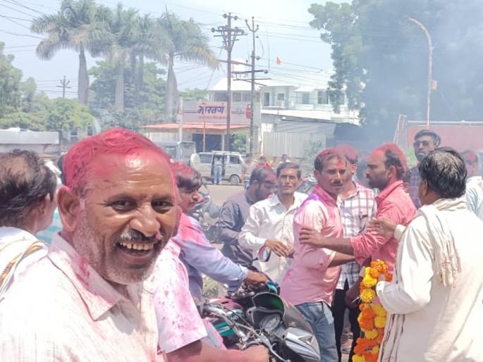 Washim Anti Incumbency in all four gram panchayats in Karanja taluka and victory for newcomers | कारंजा तालुक्यातील चारही ग्रामपंचायतीत प्रस्थापितांचा पराभव, नवख्यांना संधी!