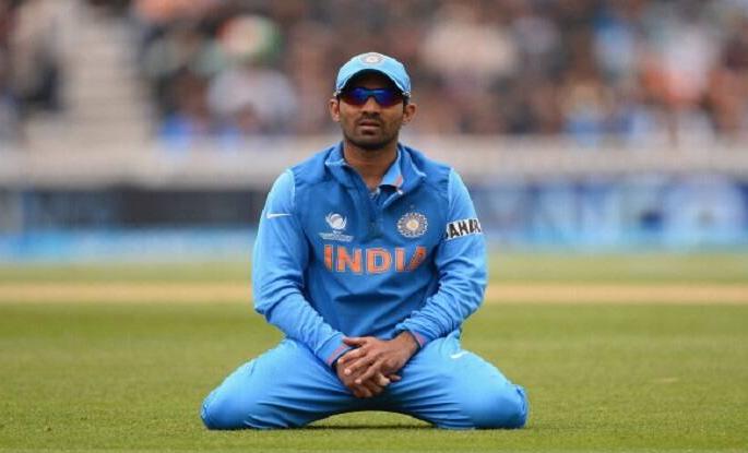 Dinesh Karthik in big trouble; Notice sent by BCCI | दिनेश कार्तिकचा पाय खोलात; बीसीसीआयने पाठवली नोटीस
