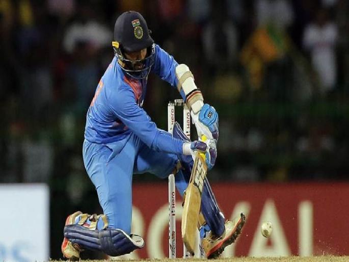 Man dies of heart attack in Valsad after India’s thrilling win | श्वास रोखून धरायला लावणारा 'तो' सामना पाहताना भारतीय चाहत्याचा मृत्यू 