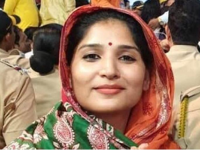 Hearing on Karuna Sharma's bail application on Monday | करुणा शर्मांचा कोठडीतील मुक्काम वाढला; जामीन अर्जावर सोमवारी सुनावणी Hearing on Karuna Sharma's bail application on Monday | करुणा शर्मांचा कोठडीतील मुक्काम वाढला; जामीन अर्जावर सोमवारी सुनावणी