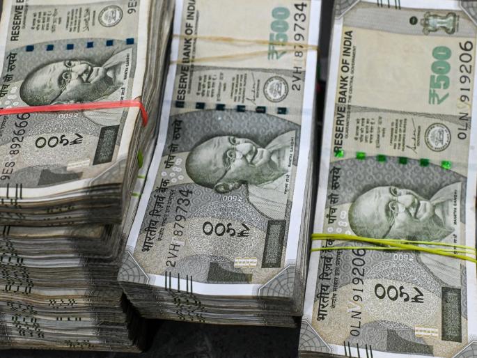 Fraud in Karveer Panchayat Samiti Employees Cooperative Credit Society in Kolhapur reaches Rs 18 crore | कोल्हापुरातील करवीर पतसंस्थेतील फसवणुकीचा आकडा १८ कोटींवर, लेखापरीक्षण संपेपर्यंत घेणार तक्रारी Fraud in Karveer Panchayat Samiti Employees Cooperative Credit Society in Kolhapur reaches Rs 18 crore | कोल्हापुरातील करवीर पतसंस्थेतील फसवणुकीचा आकडा १८ कोटींवर, लेखापरीक्षण संपेपर्यंत घेणार तक्रारी