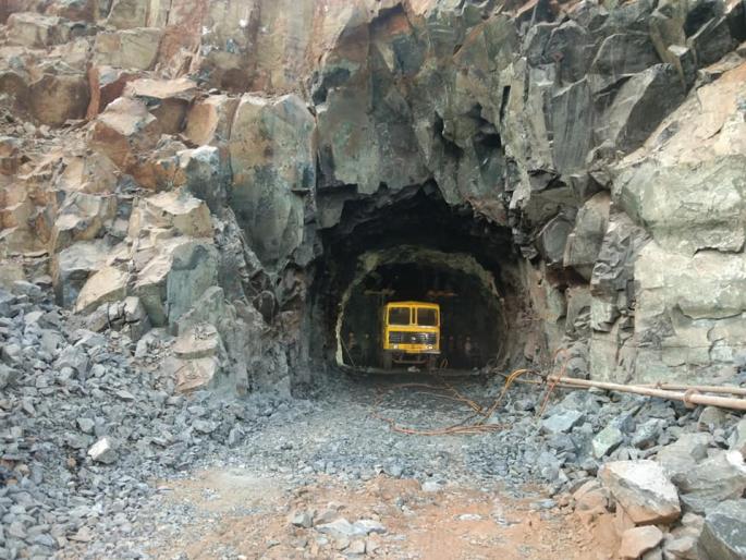 Six lanes will be in the litter box | कशेडी बोगद्यात होणार सहा मार्गिका; - आपत्कालिन व्यवस्थाही उभारणार  Six lanes will be in the litter box | कशेडी बोगद्यात होणार सहा मार्गिका; - आपत्कालिन व्यवस्थाही उभारणार