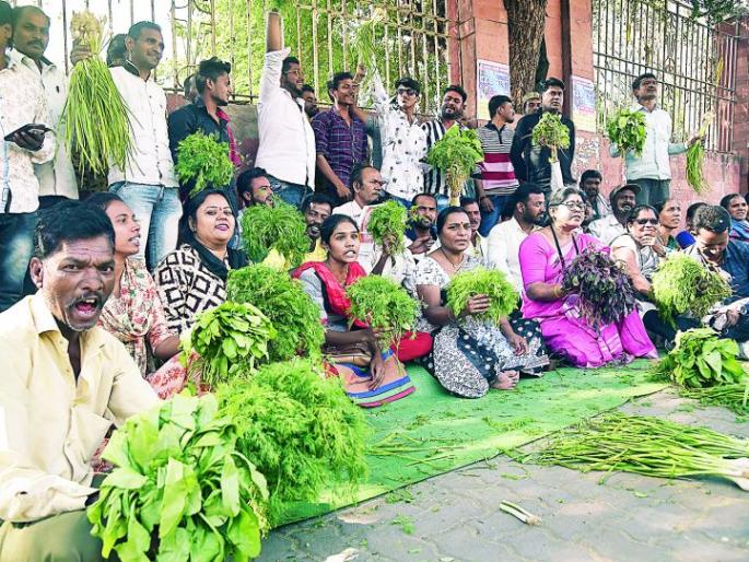Vegetable vendors in Kansinagar, Nagpur demanded alternative land | नागपूरच्या  कांशीनगरातील भाजीविक्रेत्यांनी केली पर्यायी जागेची मागणी Vegetable vendors in Kansinagar, Nagpur demanded alternative land | नागपूरच्या  कांशीनगरातील भाजीविक्रेत्यांनी केली पर्यायी जागेची मागणी