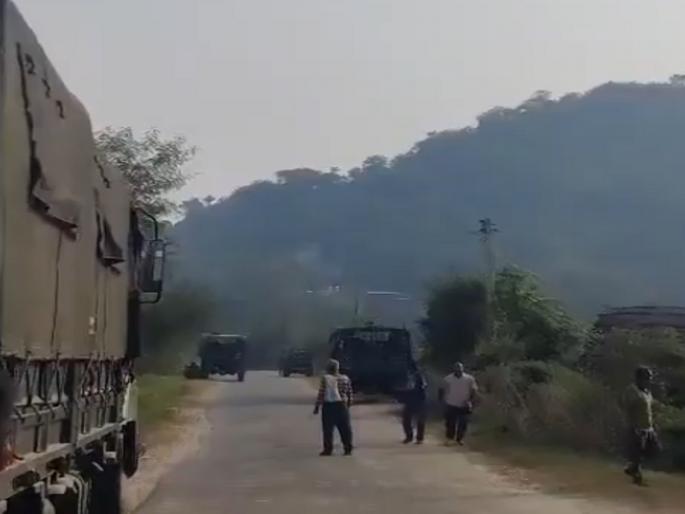 J&K: Army convoy attacked in Akhnoor; 3 terrorists killed in encounter | J&K: अखनूरमध्ये सैन्याच्या ताफ्यावर हल्ला; चकमकीत 3 दहशतवादी ठार J&K: Army convoy attacked in Akhnoor; 3 terrorists killed in encounter | J&K: अखनूरमध्ये सैन्याच्या ताफ्यावर हल्ला; चकमकीत 3 दहशतवादी ठार