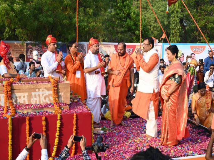 From Ballarpur to teak Ayodhya in Maharashtra for Ram Mandir | राममंदिरासाठी बल्लारपूरातून महाराष्ट्रातील सागवान काष्ठ अयोध्येसाठी रवाना From Ballarpur to teak Ayodhya in Maharashtra for Ram Mandir | राममंदिरासाठी बल्लारपूरातून महाराष्ट्रातील सागवान काष्ठ अयोध्येसाठी रवाना