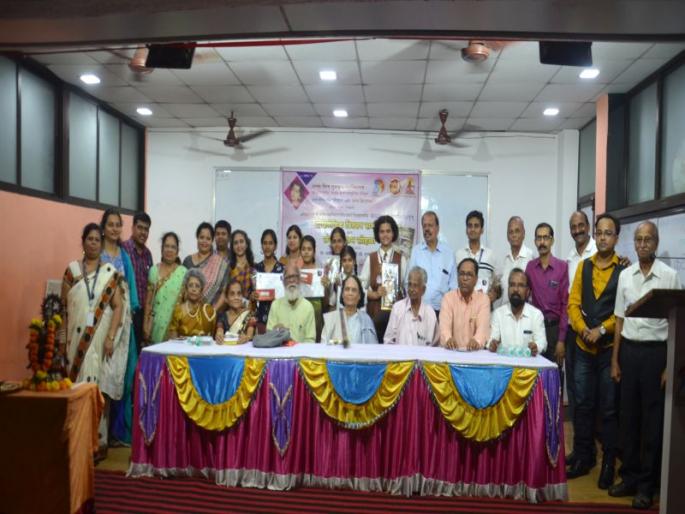 Prize distribution ceremony and book publishing ceremony of storytelling contest in Thane | ठाण्यात कथाकथन स्पर्धेचा पारितोषिक वितरण समारंभ आणि ग्रंथ प्रकाशन सोहळा Prize distribution ceremony and book publishing ceremony of storytelling contest in Thane | ठाण्यात कथाकथन स्पर्धेचा पारितोषिक वितरण समारंभ आणि ग्रंथ प्रकाशन सोहळा