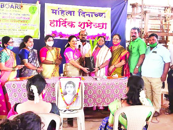 The country will become an economic superpower under the leadership of women: Gawde | महिलांच्या नेतृत्वाने देश आर्थिक महासत्ता होईल : गावडे The country will become an economic superpower under the leadership of women: Gawde | महिलांच्या नेतृत्वाने देश आर्थिक महासत्ता होईल : गावडे