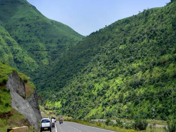 embarrassing incident in Katraj Ghat Attempted rape of a woman rickshaw driver by a naked passenger | कात्रज घाटात किळसवाणा प्रकार; नग्न प्रवाशाकडून रिक्षाचालक महिलेचा विनयभंग embarrassing incident in Katraj Ghat Attempted rape of a woman rickshaw driver by a naked passenger | कात्रज घाटात किळसवाणा प्रकार; नग्न प्रवाशाकडून रिक्षाचालक महिलेचा विनयभंग