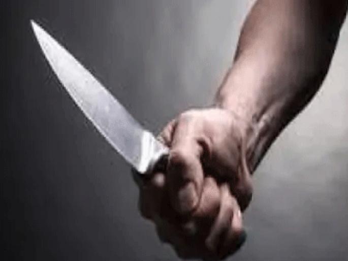 Attack on a youth in a crowd during a yatra at Vithurayachiwadi in sangli district | जुन्या भांडणाचा राग, फाळकूट दादांनी यात्रेमध्ये भरगर्दीत पाठलाग करून तरुणाला भोसकले Attack on a youth in a crowd during a yatra at Vithurayachiwadi in sangli district | जुन्या भांडणाचा राग, फाळकूट दादांनी यात्रेमध्ये भरगर्दीत पाठलाग करून तरुणाला भोसकले