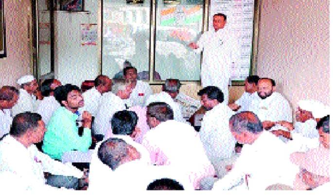 If the leadership does not lead, the Congress will fight hardly | आघाडी झाली नाही तर कॉँग्रेस ताकदीने लढणार If the leadership does not lead, the Congress will fight hardly | आघाडी झाली नाही तर कॉँग्रेस ताकदीने लढणार