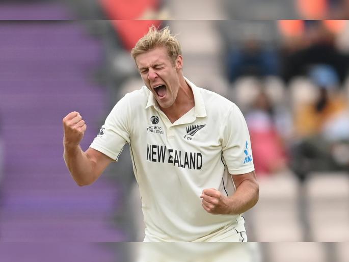 WTC final 2021 Ind vs NZ Test : Kyle Jamieson take most wickets for New Zealand after first 8 Test matches, Lunch on Day 3 - India 211 for 7   | WTC Final 2021 IND vs NZ : रोहित, विराट अन् रिषभ यांच्या विकेट घेत कायले जेमिन्सननं रचला इतिहास, मोडला 72 वर्षांपूर्वीचा विक्रम