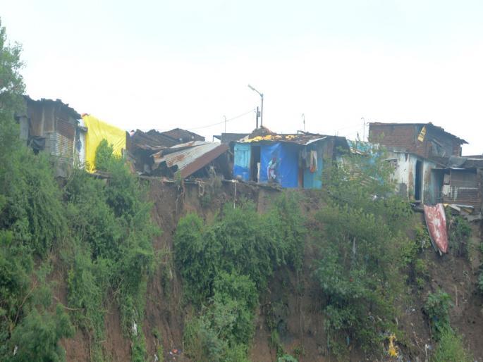 Moment without touching the protective wall | संरक्षक भिंतीला लागेना मुहूर्त