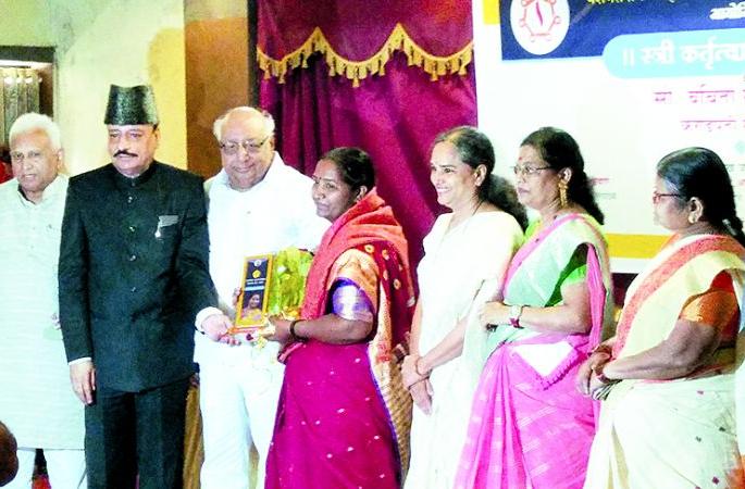 The struggle for life ended with fear: Babita Tade | आयुष्यातील संघर्षाने भीती संपली : बबिता ताडे The struggle for life ended with fear: Babita Tade | आयुष्यातील संघर्षाने भीती संपली : बबिता ताडे