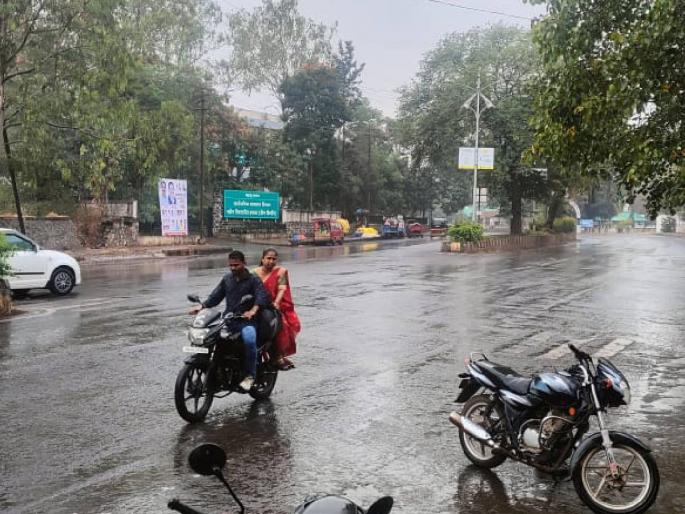 Rain Update: Unseasonal rain at places in the state, cloudy in most parts | Rain Update: राज्यात ठिकठिकाणी अवकाळी पावसाची हजेरी, बहूतांश भागात ढगाळ वातावरण Rain Update: Unseasonal rain at places in the state, cloudy in most parts | Rain Update: राज्यात ठिकठिकाणी अवकाळी पावसाची हजेरी, बहूतांश भागात ढगाळ वातावरण