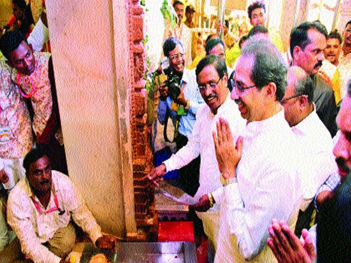 Chief Minister avoids meeting in Konkan | मुख्यमंत्र्यांनी कोकण भेटीत टाळला नाणारचा उल्लेख