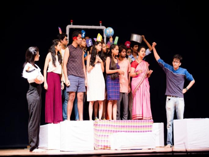 Konkan Chashak winner is play 'Ekadashavatar' | 'एकादशावतार' ठरले कोकण चषकाचे मानकरी Konkan Chashak winner is play 'Ekadashavatar' | 'एकादशावतार' ठरले कोकण चषकाचे मानकरी