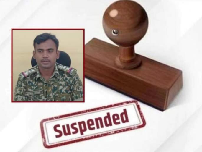 PI Khandve threatens to the judge case; A challenge to SPs to uplift the tarnished image of khaki | खांडवे प्रकरण; खाकीची डागाळलेली प्रतिमा उंचावण्याचे एसपींपुढे आव्हान PI Khandve threatens to the judge case; A challenge to SPs to uplift the tarnished image of khaki | खांडवे प्रकरण; खाकीची डागाळलेली प्रतिमा उंचावण्याचे एसपींपुढे आव्हान