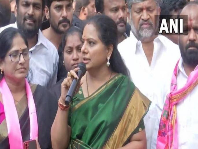 ed summons brs leader kcr daugher k kavitha delhi excise policy case | Delhi Excise Policy: KCR यांच्या अडचणी वाढणार! के. कविता यांची होणार चौकशी, ईडीने पाठवले समन्स ed summons brs leader kcr daugher k kavitha delhi excise policy case | Delhi Excise Policy: KCR यांच्या अडचणी वाढणार! के. कविता यांची होणार चौकशी, ईडीने पाठवले समन्स