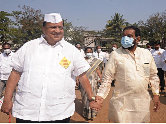 Kdcc Bank Election Former Zilla Parishad member Ashokrao Pawar Patil scolded Rural Development Minister Hasan Mushrif | Kdcc Bank Election : मुश्रीफसाहेब हे वागणं बरं नव्हं..!; अशोकराव पवारांच्या सडेतोड बोलण्याची जोरदार चर्चा Kdcc Bank Election Former Zilla Parishad member Ashokrao Pawar Patil scolded Rural Development Minister Hasan Mushrif | Kdcc Bank Election : मुश्रीफसाहेब हे वागणं बरं नव्हं..!; अशोकराव पवारांच्या सडेतोड बोलण्याची जोरदार चर्चा