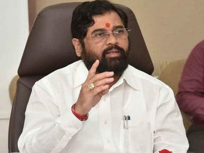 Finally, the Hut of Ashok Vaitis was provided by Eknath Shinde | अखेर अशोक वैतींचा हट्ट एकनाथ शिंदे यांनी पुरविला Finally, the Hut of Ashok Vaitis was provided by Eknath Shinde | अखेर अशोक वैतींचा हट्ट एकनाथ शिंदे यांनी पुरविला