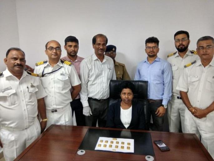 Customs officials seize 5 kilograms of smuggled gold at Daboli Airport | दाबोळी विमानतळावर कस्टम अधिकाऱ्यांनी पकडले १ किलो ५३८ ग्राम तस्करीचे सोने Customs officials seize 5 kilograms of smuggled gold at Daboli Airport | दाबोळी विमानतळावर कस्टम अधिकाऱ्यांनी पकडले १ किलो ५३८ ग्राम तस्करीचे सोने