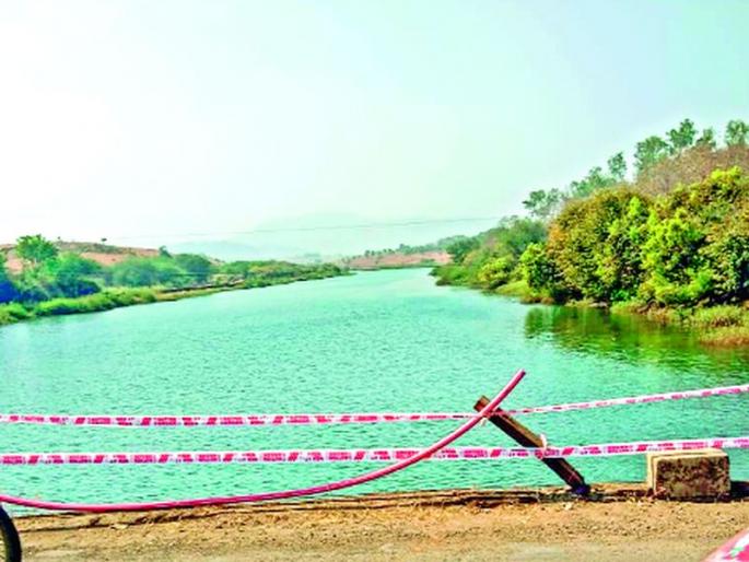 Waiting to see the administration of the accident | भीषण अपघाताची प्रशासन पाहतेय वाट Waiting to see the administration of the accident | भीषण अपघाताची प्रशासन पाहतेय वाट