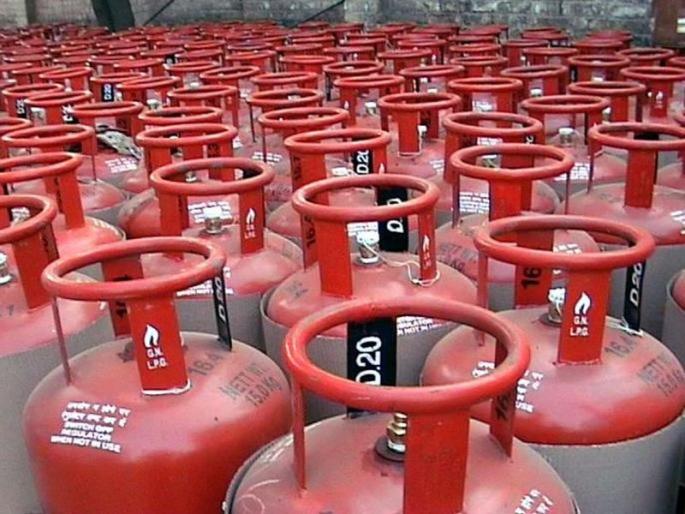 domestic lpg gas cylinder price increased by rupees 19 | सर्वसामान्यांना धक्का; सलग पाचव्या महिन्यात घरगुती गॅसच्या दरात वाढ domestic lpg gas cylinder price increased by rupees 19 | सर्वसामान्यांना धक्का; सलग पाचव्या महिन्यात घरगुती गॅसच्या दरात वाढ