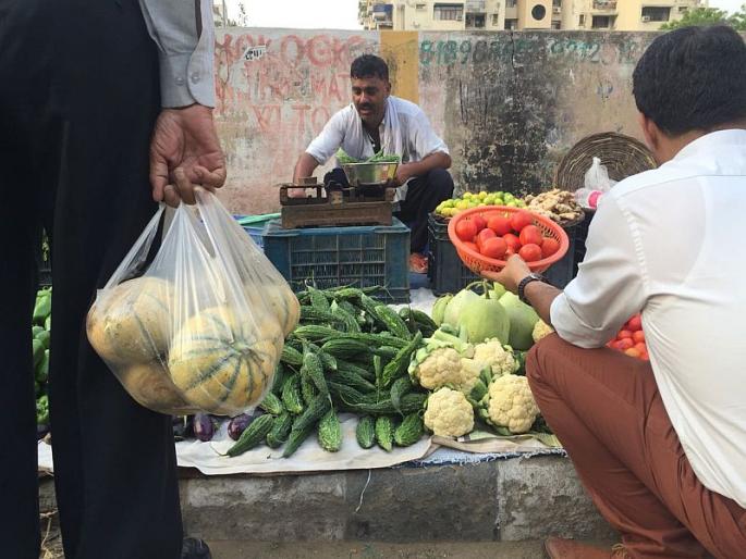  Plastic blockade in Dombivali on a deadly ramp; Claim action of municipal corporation | डोंबिवलीमध्ये प्लास्टिकबंदी सर्रास धाब्यावर; महापालिकेचा कारवाईचा दावा