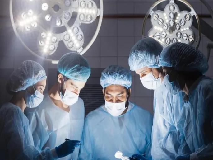 CoronaVirus News: Now the corona is beginning to change form; Expert doctors made a big revelation mac | CoronaVirus News: दिलासादायक! आता कोरोना रुप बदलतोय, वैज्ञानिकांनी केला मोठा खुलासा CoronaVirus News: Now the corona is beginning to change form; Expert doctors made a big revelation mac | CoronaVirus News: दिलासादायक! आता कोरोना रुप बदलतोय, वैज्ञानिकांनी केला मोठा खुलासा