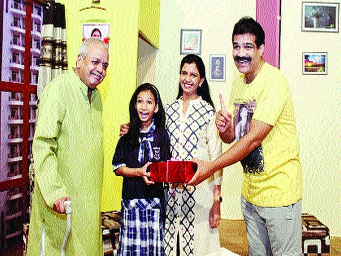 Family relationship 'passionate' ..! | कौटुंबिक नात्यांचा उत्कट ‘जिव्हाळा’..! Family relationship 'passionate' ..! | कौटुंबिक नात्यांचा उत्कट ‘जिव्हाळा’..!