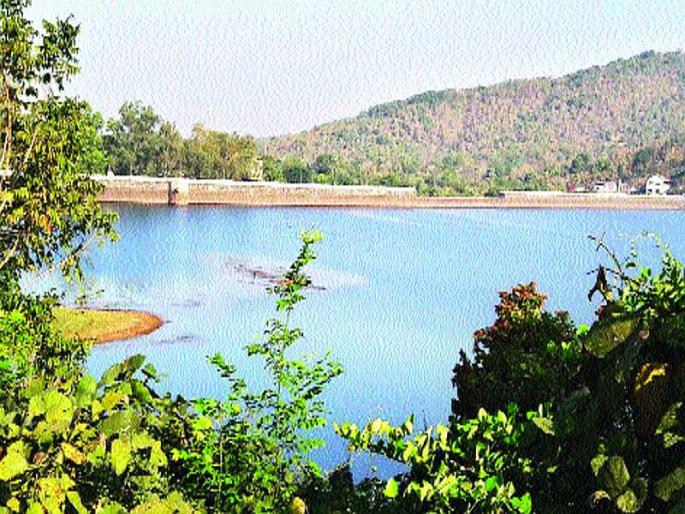 Unknown chemicals dumped near sugar cane? | साखरा धरणाजवळ अज्ञातांनी टाकले घातक रसायन? Unknown chemicals dumped near sugar cane? | साखरा धरणाजवळ अज्ञातांनी टाकले घातक रसायन?