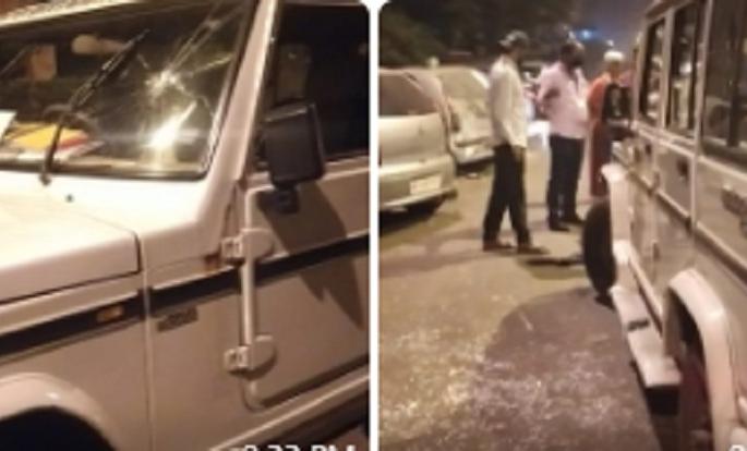 Attack on KDMC's Bharari squad in Dombivali, three arrested | डोंबिवलीत केडीएमसीच्या भरारी पथकावर हल्ला, तिघांना अटक Attack on KDMC's Bharari squad in Dombivali, three arrested | डोंबिवलीत केडीएमसीच्या भरारी पथकावर हल्ला, तिघांना अटक