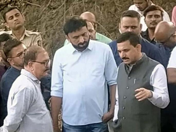 kdmc commissioner inspected ulhas river measures will be taken to prevent waterfowl | केडीएमसी आयुक्तांनी केली उल्हास नदीची पाहणी; जलपर्णी रोखण्यासाठी उपाययोजना करणार kdmc commissioner inspected ulhas river measures will be taken to prevent waterfowl | केडीएमसी आयुक्तांनी केली उल्हास नदीची पाहणी; जलपर्णी रोखण्यासाठी उपाययोजना करणार