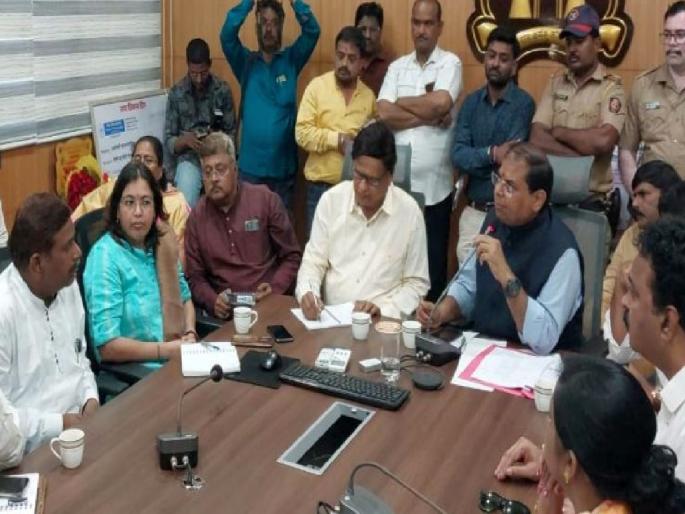 The burden of cleanliness, missing employees, where have the waste containers gone?, Pravin Pote Patil angry question | स्वच्छतेचा बोजवारा, कर्मचारी गायब, कचरा कंटेनर गेले कुठे?, प्रवीण पोटे पाटील यांचा संतप्त सवाल The burden of cleanliness, missing employees, where have the waste containers gone?, Pravin Pote Patil angry question | स्वच्छतेचा बोजवारा, कर्मचारी गायब, कचरा कंटेनर गेले कुठे?, प्रवीण पोटे पाटील यांचा संतप्त सवाल