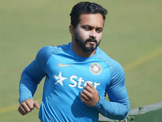 Kedar jadhav will play from csk | IPL Auction 2018: केदार 'दमदार'... चेन्नईकडून खेळणार मराठमोळा शिलेदार