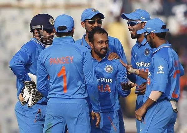 Maharashtra's batsman enter in Indian ODI team | महाराष्ट्राच्या खेळाडूची भारतीय संघात दणक्यात एंट्री