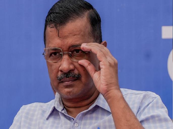 Crime branch team at CM arvind Kejariwal's house, MLA horse trading case case | क्राइम ब्रांचची टीम CM केजरीवालांच्या घरी, आमदारांच्या घोडेबाजाराचे प्रकरण प्रकरण Crime branch team at CM arvind Kejariwal's house, MLA horse trading case case | क्राइम ब्रांचची टीम CM केजरीवालांच्या घरी, आमदारांच्या घोडेबाजाराचे प्रकरण प्रकरण