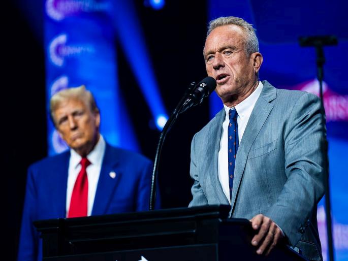 When I went to India, a worm entered my head; Controversial statement of the new health minister robert f kennedy jr of America is in discussion donald trump | भारतात गेलेलो तेव्हा डोक्यात किडा घुसला; अमेरिकेच्या नव्या आरोग्य मंत्र्यांचे वादग्रस्त वक्तव्य चर्चेत When I went to India, a worm entered my head; Controversial statement of the new health minister robert f kennedy jr of America is in discussion donald trump | भारतात गेलेलो तेव्हा डोक्यात किडा घुसला; अमेरिकेच्या नव्या आरोग्य मंत्र्यांचे वादग्रस्त वक्तव्य चर्चेत