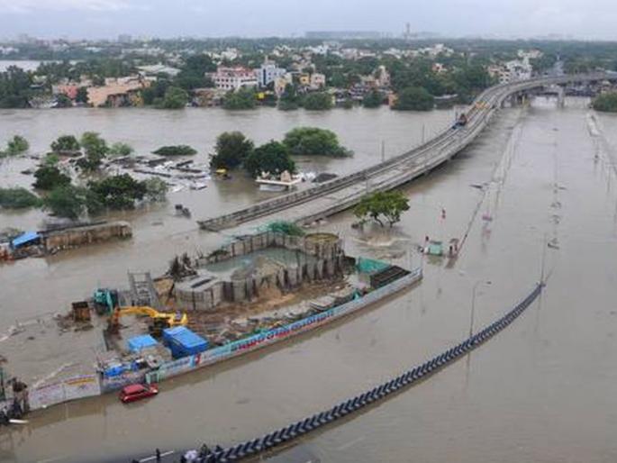 Kerala floods: More than 30 tons of material left to the state to Kerala | Kerala Floods : राज्याकडून आणखी ३० टन सामग्री केरळला रवाना Kerala floods: More than 30 tons of material left to the state to Kerala | Kerala Floods : राज्याकडून आणखी ३० टन सामग्री केरळला रवाना