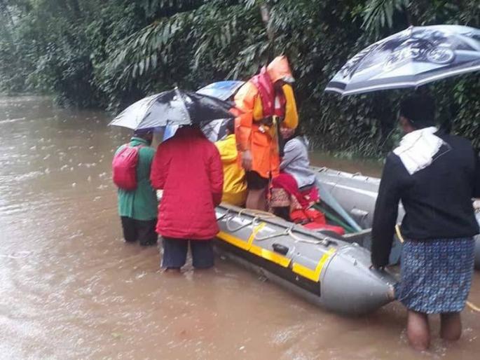 "There is no provision in law to l Kerala declare nationa calamity" | "केरळच्या पुराला राष्ट्रीय आपत्ती घोषित करण्याची कायद्यात तरतूद नाही''