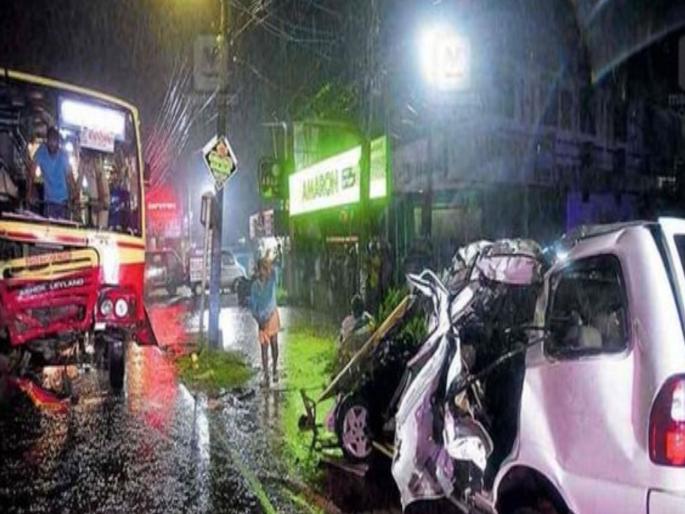 5 MBBS students die in road accident in Alappuzha, Kerala, car hits bus | डॉक्टर बनायचं होतं, पण काळानं घात केला; ५ MBBS विद्यार्थ्यांचा अपघातात मृत्यू 5 MBBS students die in road accident in Alappuzha, Kerala, car hits bus | डॉक्टर बनायचं होतं, पण काळानं घात केला; ५ MBBS विद्यार्थ्यांचा अपघातात मृत्यू