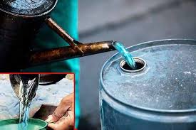 beneficiary deprived from kerosine | हमीपत्राच्या जाचक अटींमुळे गोरगरीब लाभार्थी केरोसीनपासून वंचित ! beneficiary deprived from kerosine | हमीपत्राच्या जाचक अटींमुळे गोरगरीब लाभार्थी केरोसीनपासून वंचित !