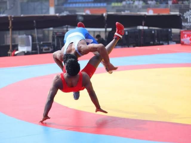 Maharashtra Kesari: Kolhapur's Anil Chavan won gold medal | महाराष्ट्र केसरी : कोल्हापूरच्या अनिल चव्हाणने पटकावले सुवर्णपदक Maharashtra Kesari: Kolhapur's Anil Chavan won gold medal | महाराष्ट्र केसरी : कोल्हापूरच्या अनिल चव्हाणने पटकावले सुवर्णपदक