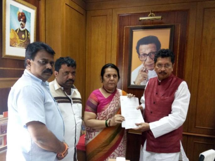 To convene an emergency meeting with the officials to decide the safety measures for women. | महिलांच्या सुरक्षिततेसाठी उपाययोजना ठरविण्यासाठी अधिकाऱ्यांसोबत त्वरित बैठक घेणार