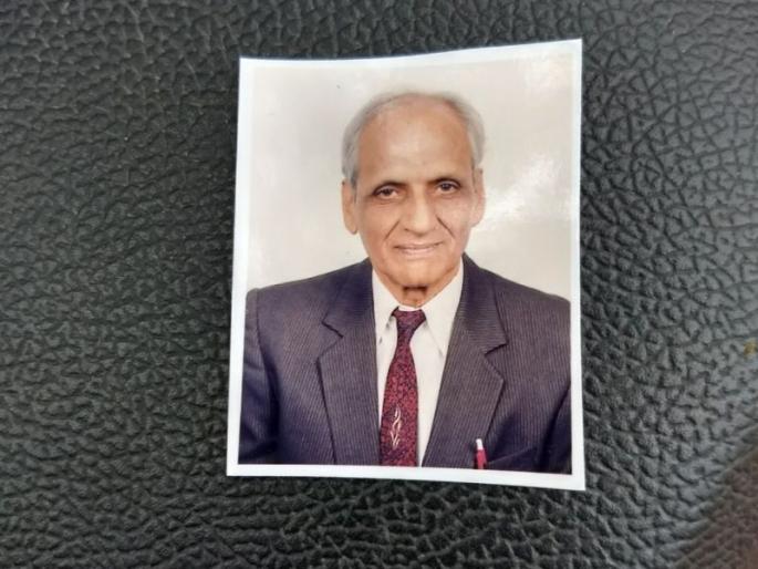 Dr. K. R Shirwadkar passed away | ज्येष्ठ समीक्षक डॉ. के. रं. शिरवाडकर यांचे वृद्धापकाळाने निधन Dr. K. R Shirwadkar passed away | ज्येष्ठ समीक्षक डॉ. के. रं. शिरवाडकर यांचे वृद्धापकाळाने निधन